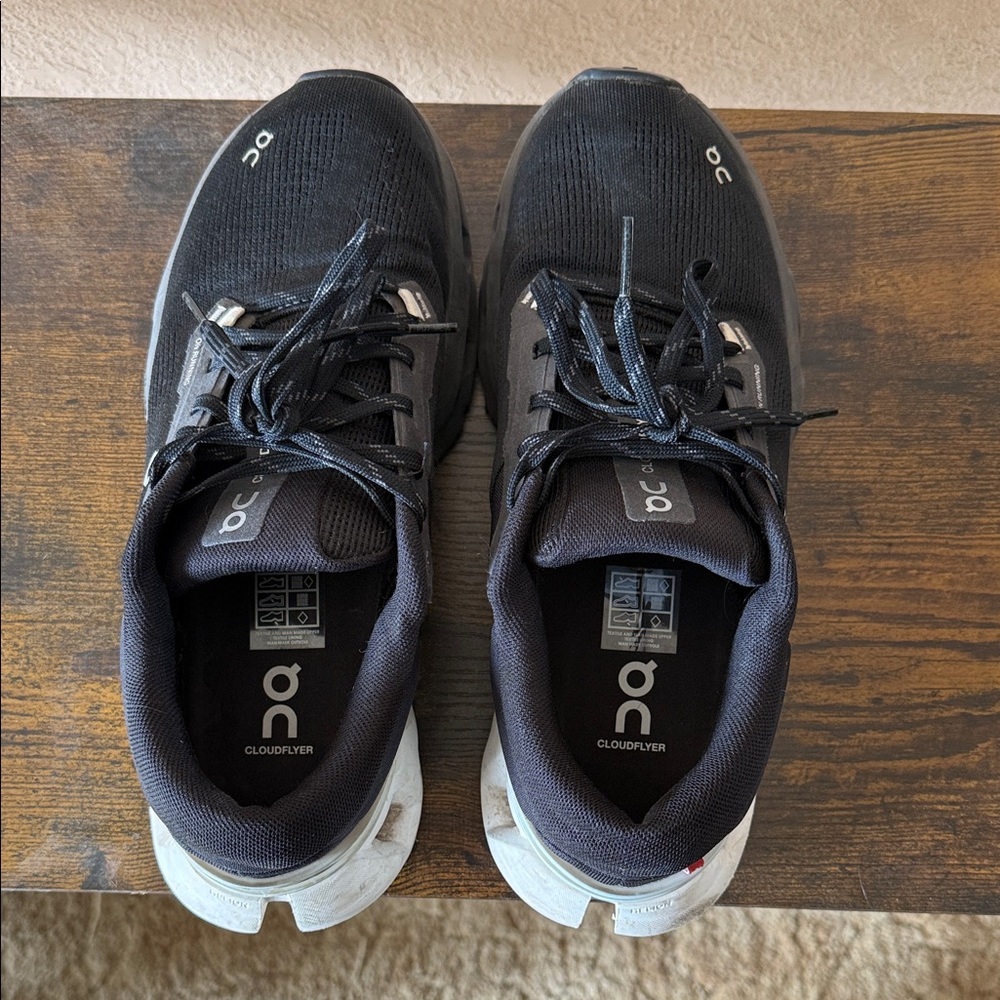 On Cloud Women’s Black Cloudflyer 5 Performance Running Shoes Nearly New